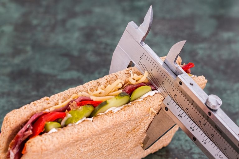Gewichtsverlust und Hormone: Wie beeinflusst die Hormonbalance das Abnehmen?