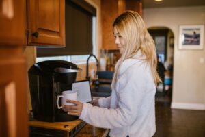 Kaffeemaschine entkalken: Mit diesem Hausmittel bleibt sie wie&hellip;