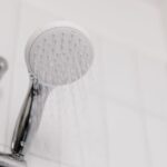 Wasser sparen im Badezimmer: Mit dem richtigen Duschkopf bis zu 30 % weniger verbrauchen