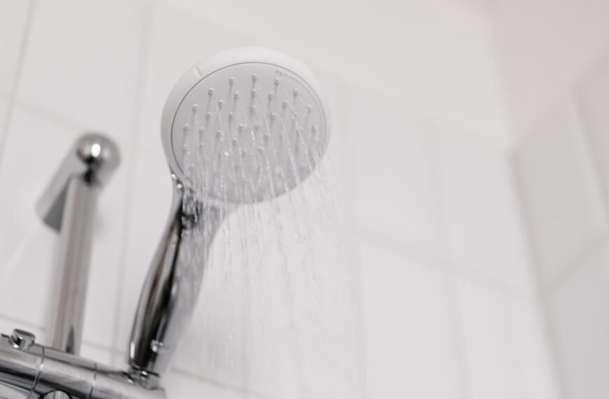Wasser sparen im Badezimmer: Mit dem richtigen Duschkopf bis zu 30 % weniger verbrauchen